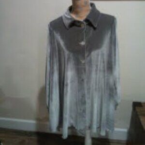 NWOT Sew Modest Silver Velvet Button Up High Low